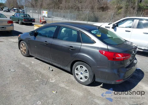 2016 Ford Focus S из США, поврежденный, VIN 1FADP3E25GL207636